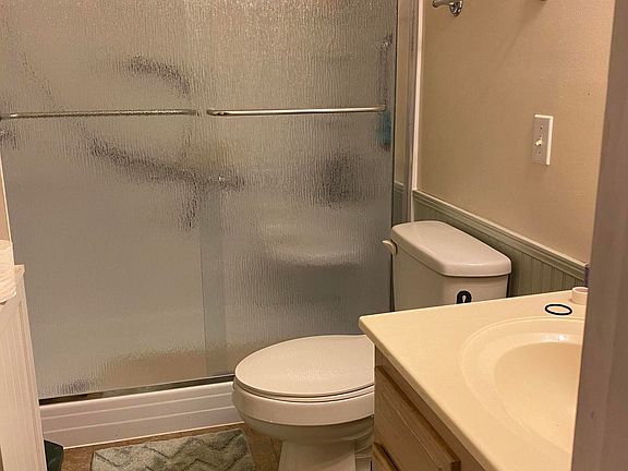 3rd image of 356 Southgate Dr