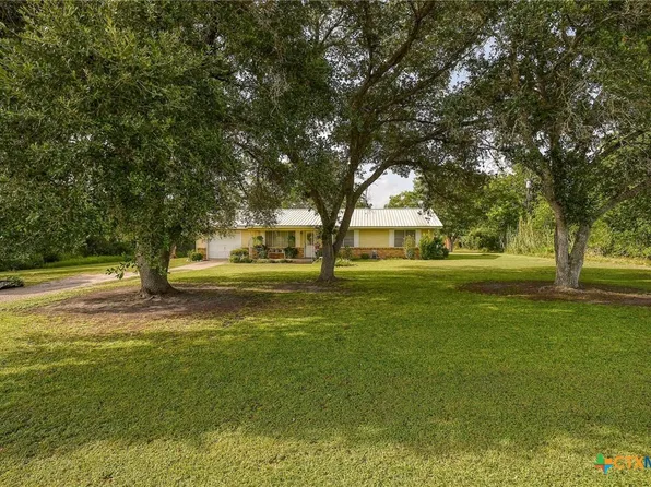2179 Us Highway 90a E, Shiner, TX 77984
