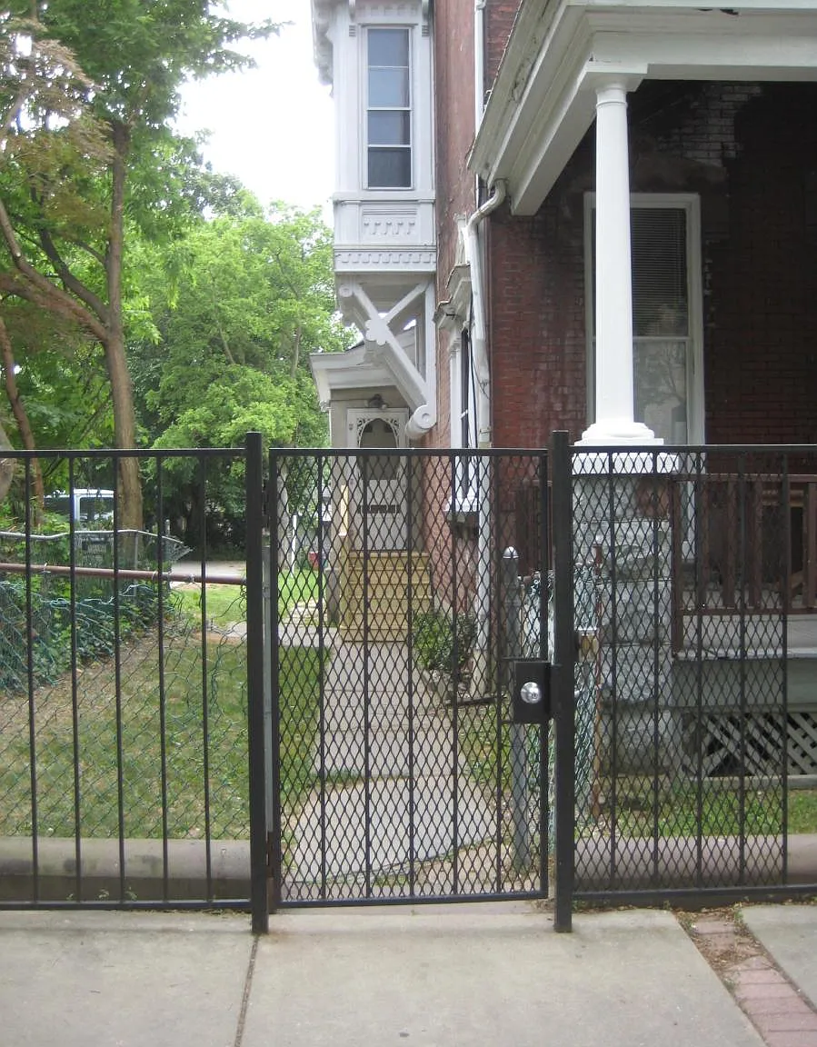 908 Dekalb Street — Photo 1