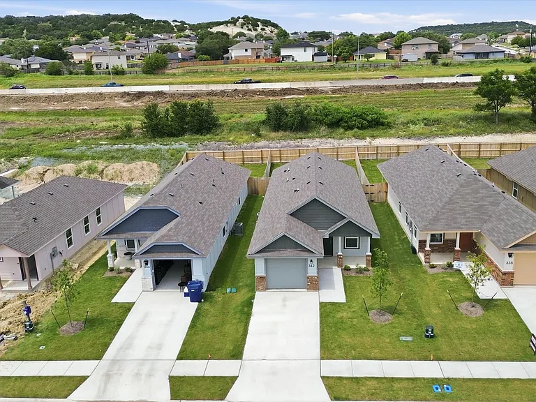 342 Monty Rd — Photo 29