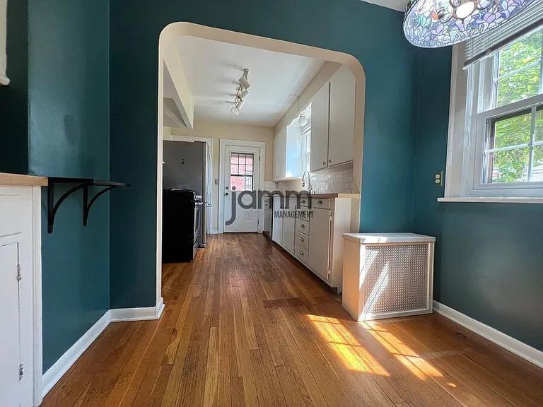2551 Charney Rd — Photo 13