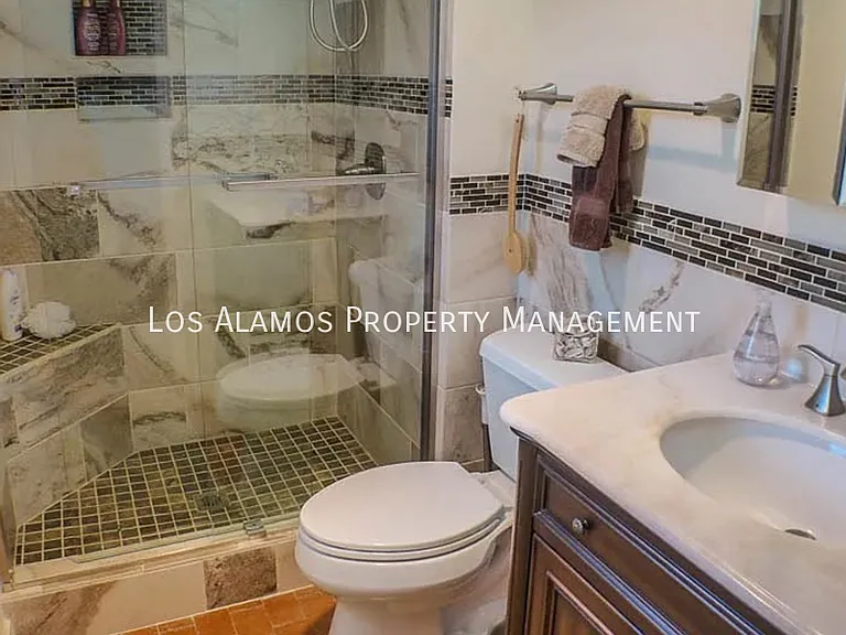 407 Rover Blvd — Photo 18