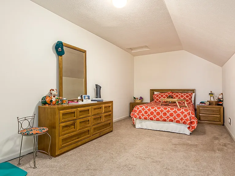 322 Cover Pl — Photo 23