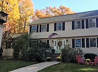 2 Derek Cir, Georgetown, MA 01833