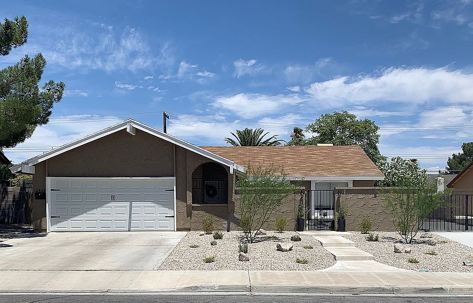 1st image of 3416 El Cortez Ave
