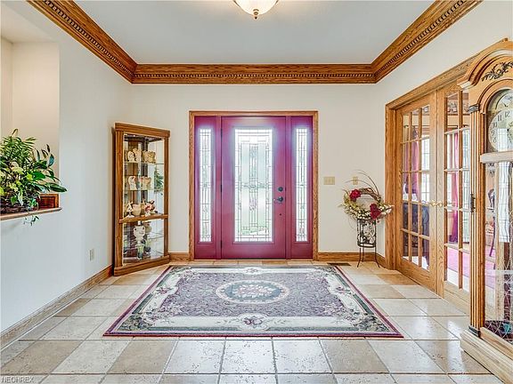 3rd image of 773 Bentley Place Blvd