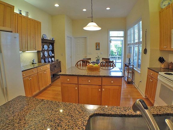 4 Granite Sections