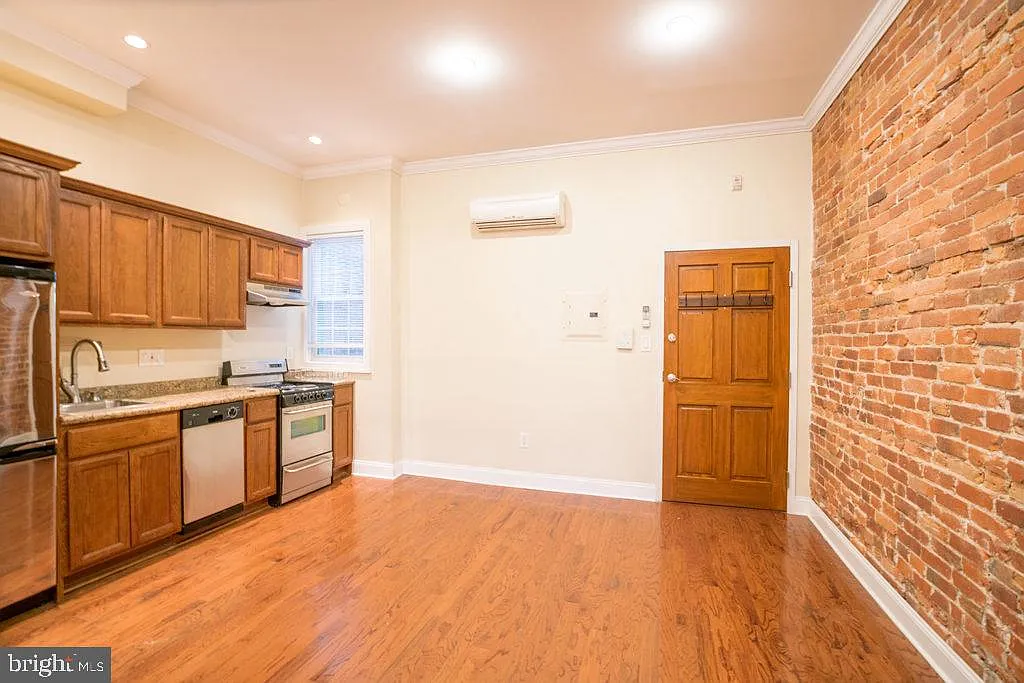 1 bed, 1.0 bath, 500 sqft, $1,095 — Photo 4