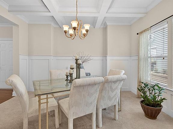 5th image of 5365 Rialto Way