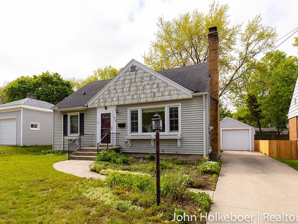 1st image of 1038 Ottillia St SE
