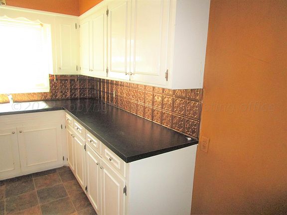 5th image of 1506 N Faulkner St