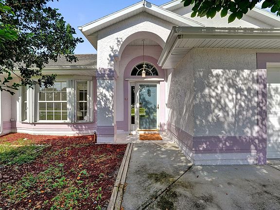 2nd image of 1212 SE Petunia Avenue