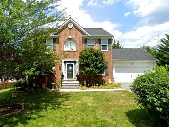 4022 Herdsman Dr, Hampstead, MD 21074