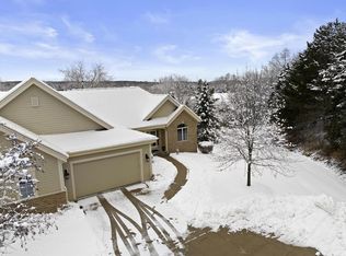 1400 Hidden Waters Cir, West Bend, WI 53095