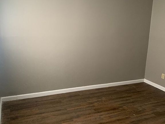 3rd image of 1769 E Livingston Ave #B