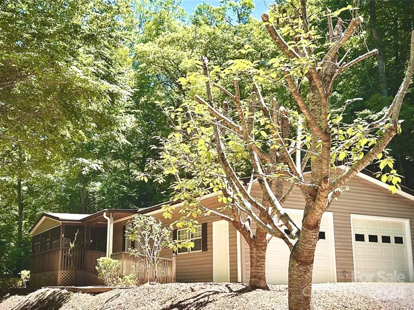 52 Trimont Lake Estates Rd, Franklin, NC 28734