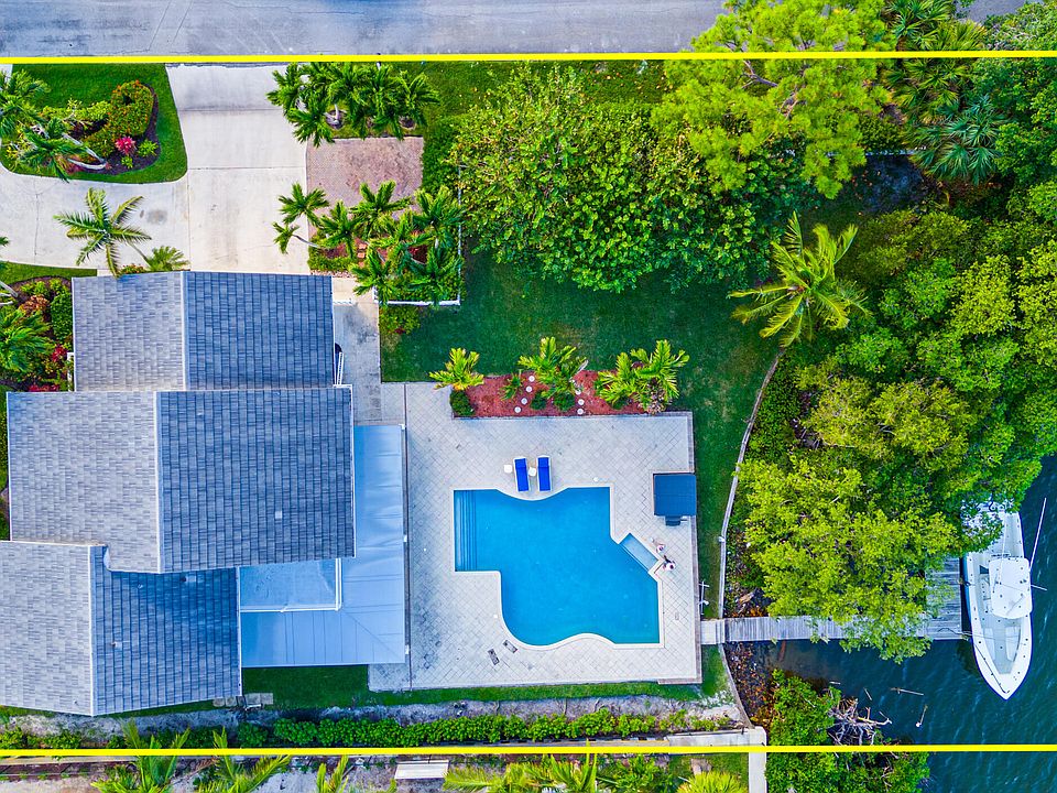 1st image of 965 Marlin Drive