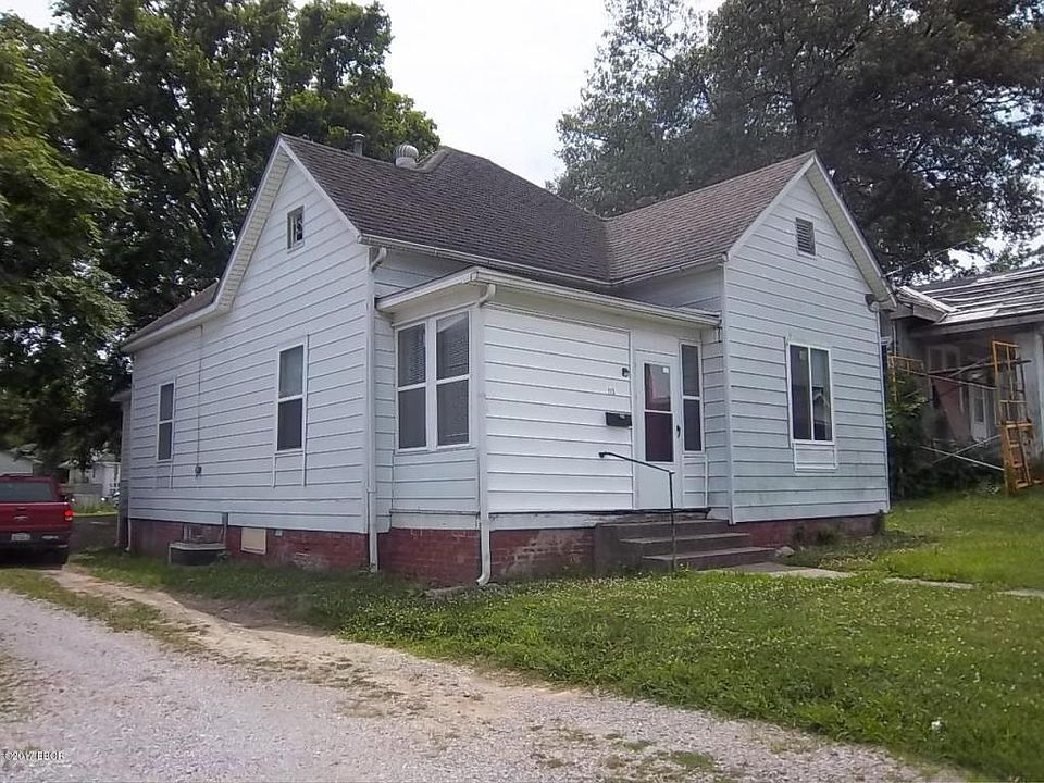 1st image of 115 W Park St