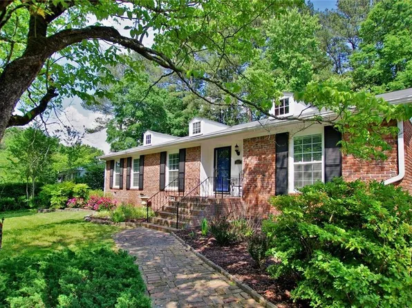 2037 Desmond Dr, Decatur, GA 30033