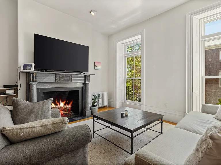 13 Harvard St #2 — Photo 1