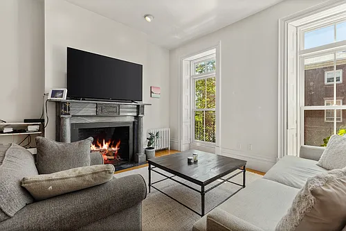 13 Harvard St #2 Photo 1