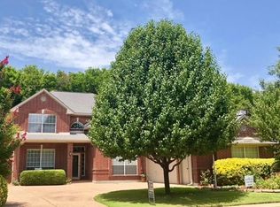 5817 Spring Hollow Ln, The Colony, TX 75056