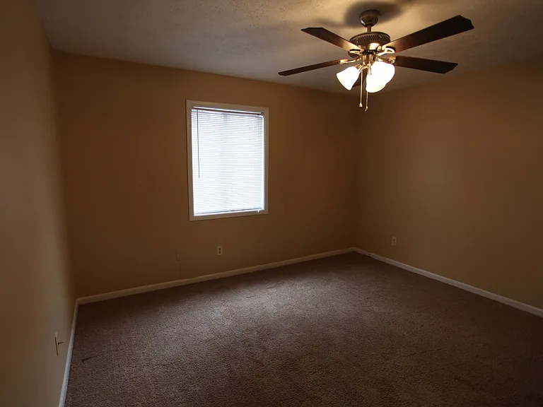 Northside Terrace — Photo 16