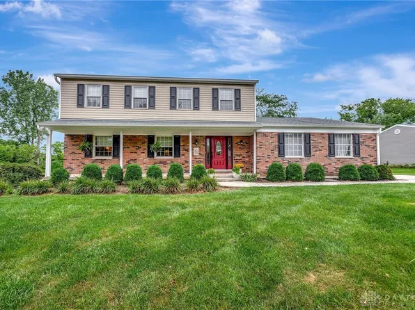 115 Country Club Dr, Oxford, OH 45056