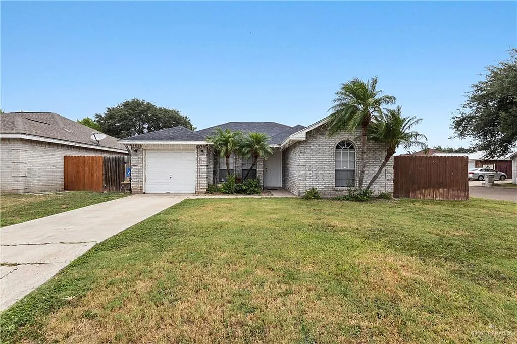 3 bed, 2.0 bath, 1140 sqft, $1,650 — Photo 1