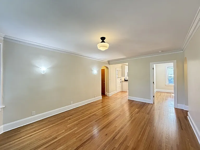 914 Crain St #N3-B — Photo 9