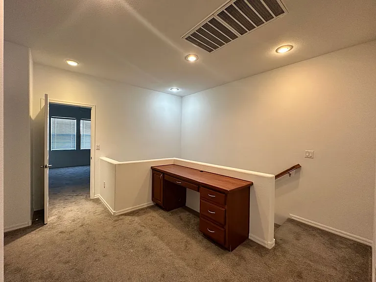 1571 Plaza Centre Dr #102 — Photo 15