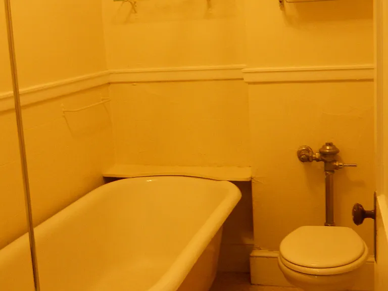 314 Spring St — Photo 10
