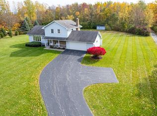 1445 Allen Rd, Webster, NY 14580