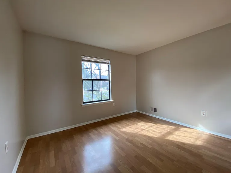 6 Fairway Ct — Photo 29