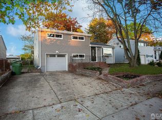 36 Frederick Pl, Parlin, NJ 08859