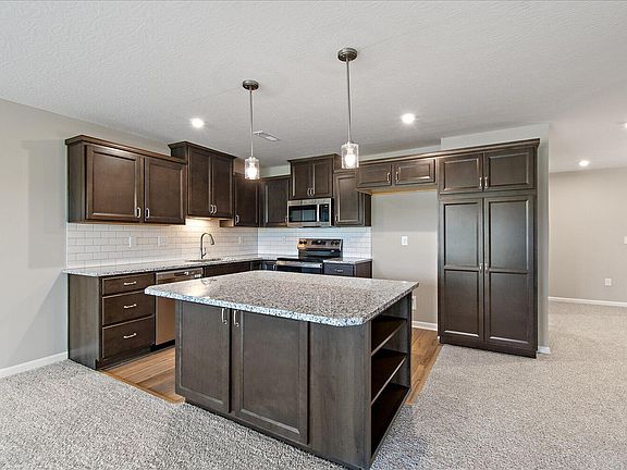 2nd image of 528 Station Dr #39-102