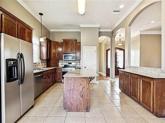 5th image of 40520 Misty Oak Ct