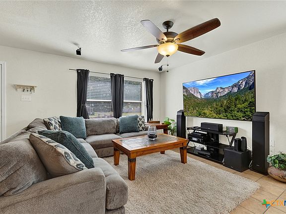 3rd image of 603 NW Crossing Dr