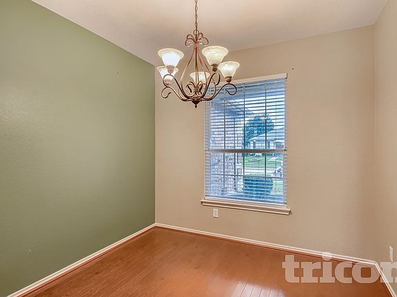 3rd image of 8217 Atherton St