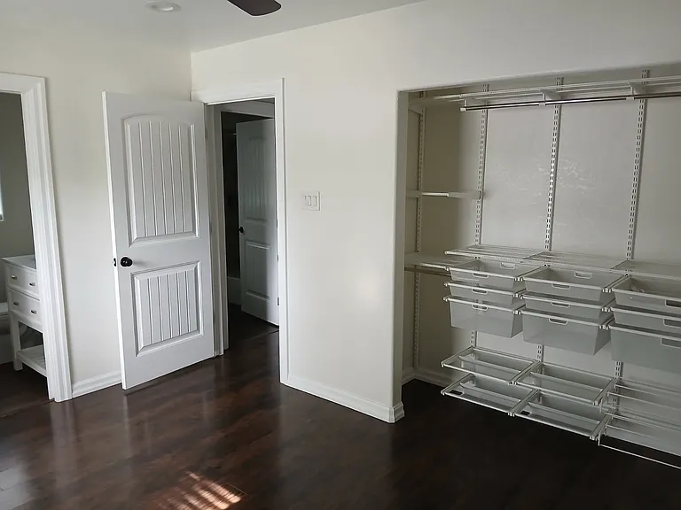 8414 Republic Dr — Photo 10
