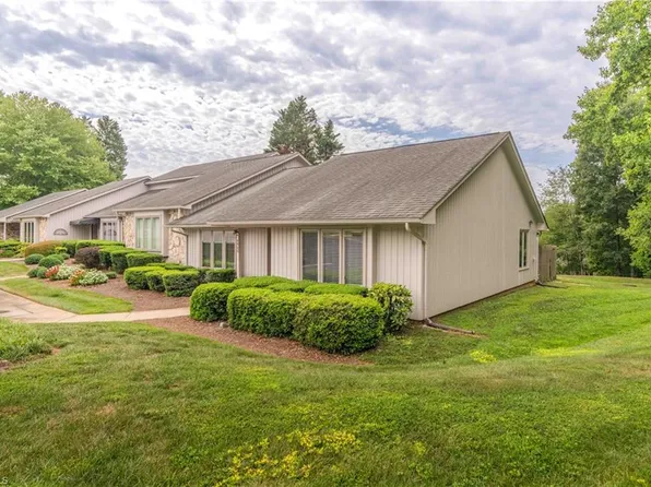 4900 Tamaron Dr, Greensboro, NC 27410