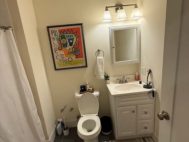 877 Beacon St #1A — Photo 19