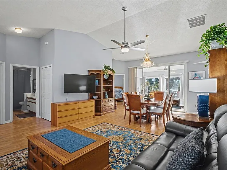 25049 Navel Ave — Photo 5