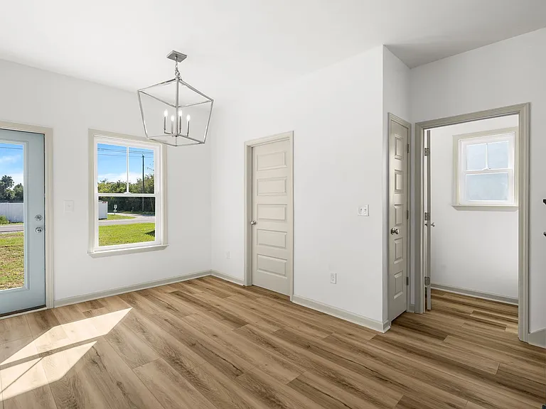 315 N Gay Ave — Photo 11