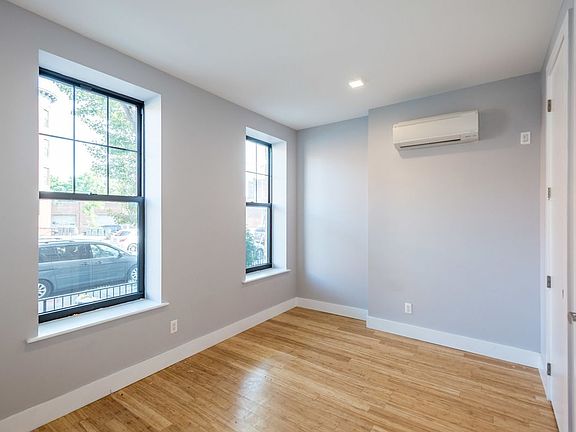 4th image of 1555 Eastern Pkwy APT 1