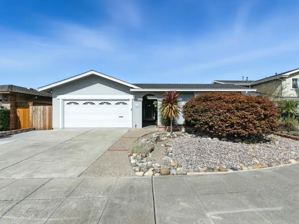 387 Menhaden Ct, Foster City, CA 94404