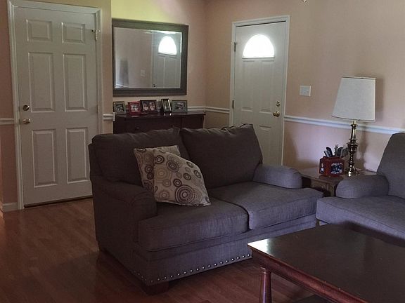2nd image of 71 King Mountian St