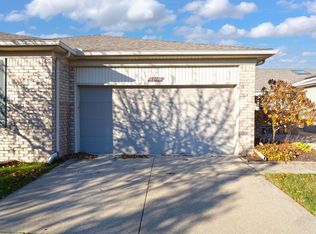 50181 Pepper Tree Dr, Macomb, MI 48044