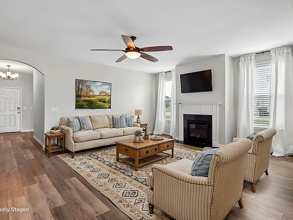 5th image of 3438 Hyde Ct