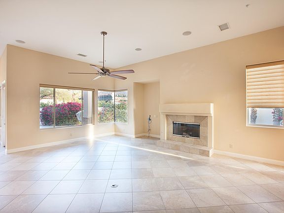 5th image of 639 E Big Canyon Dr